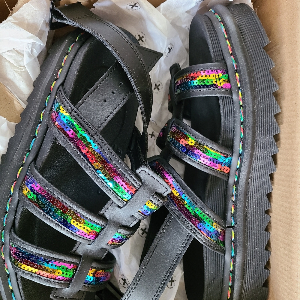 NWT Sequin Yelena Dr. Martens Sandald